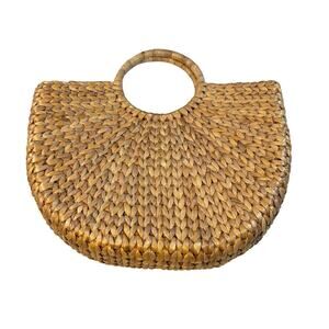 VTG Putu by J. Maclear rattan woven handbag. handmade in Indonesia. vacation